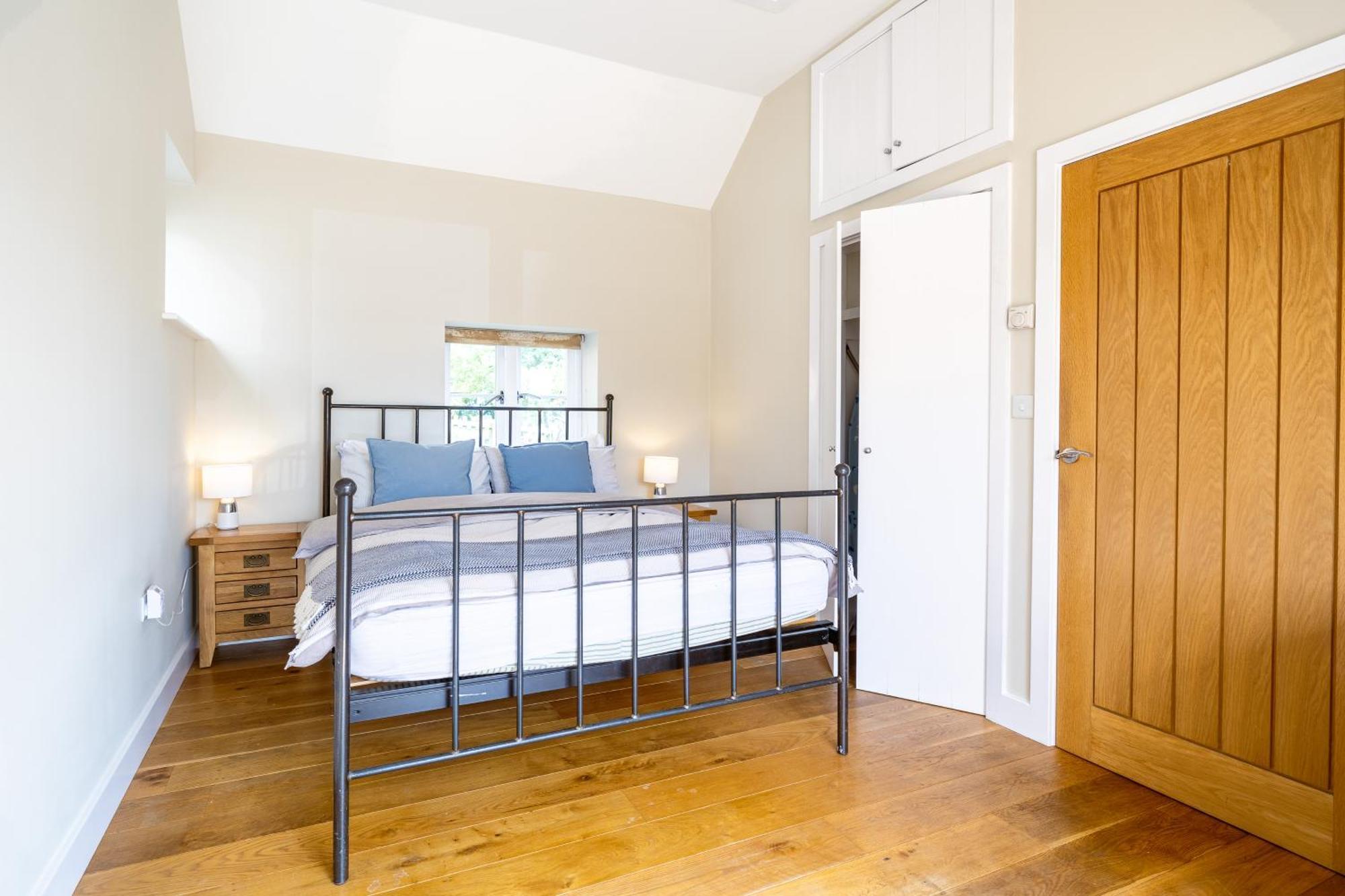 Stratfield Mortimer Little Park Farm Queen Anne Farmhouse & Apartments المظهر الخارجي الصورة